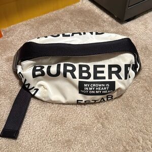 Burberry  White Nylon Belt Bag Black